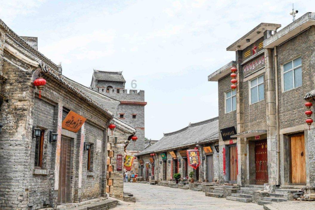 旋转轮胎